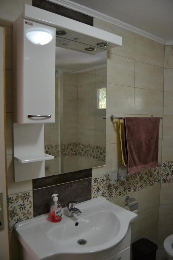 Apartments Dobrisa Κότορ Εξωτερικό φωτογραφία