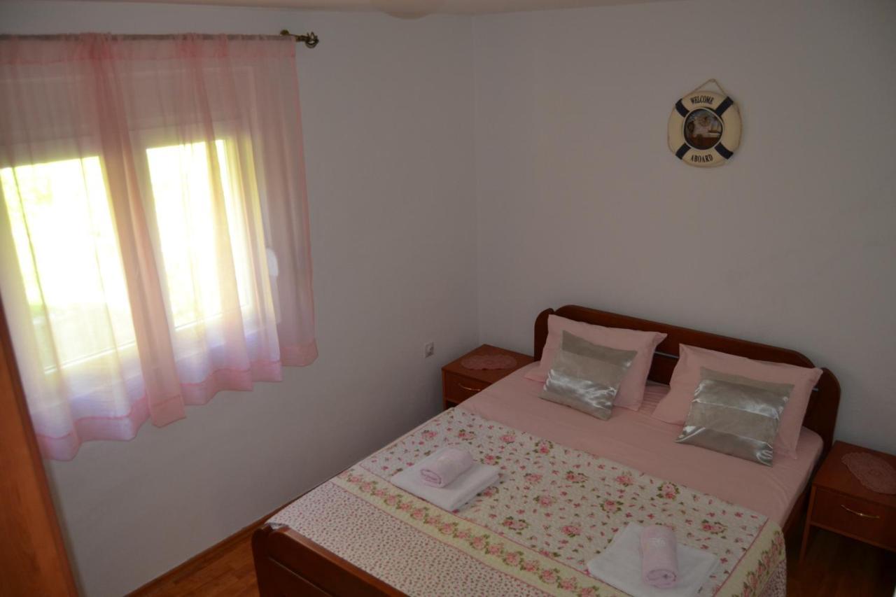 Apartments Dobrisa Κότορ Εξωτερικό φωτογραφία